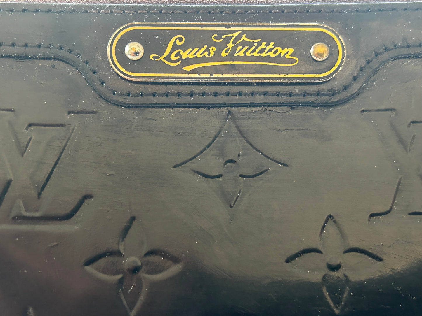 Louis Vuitton Vernis Pouch