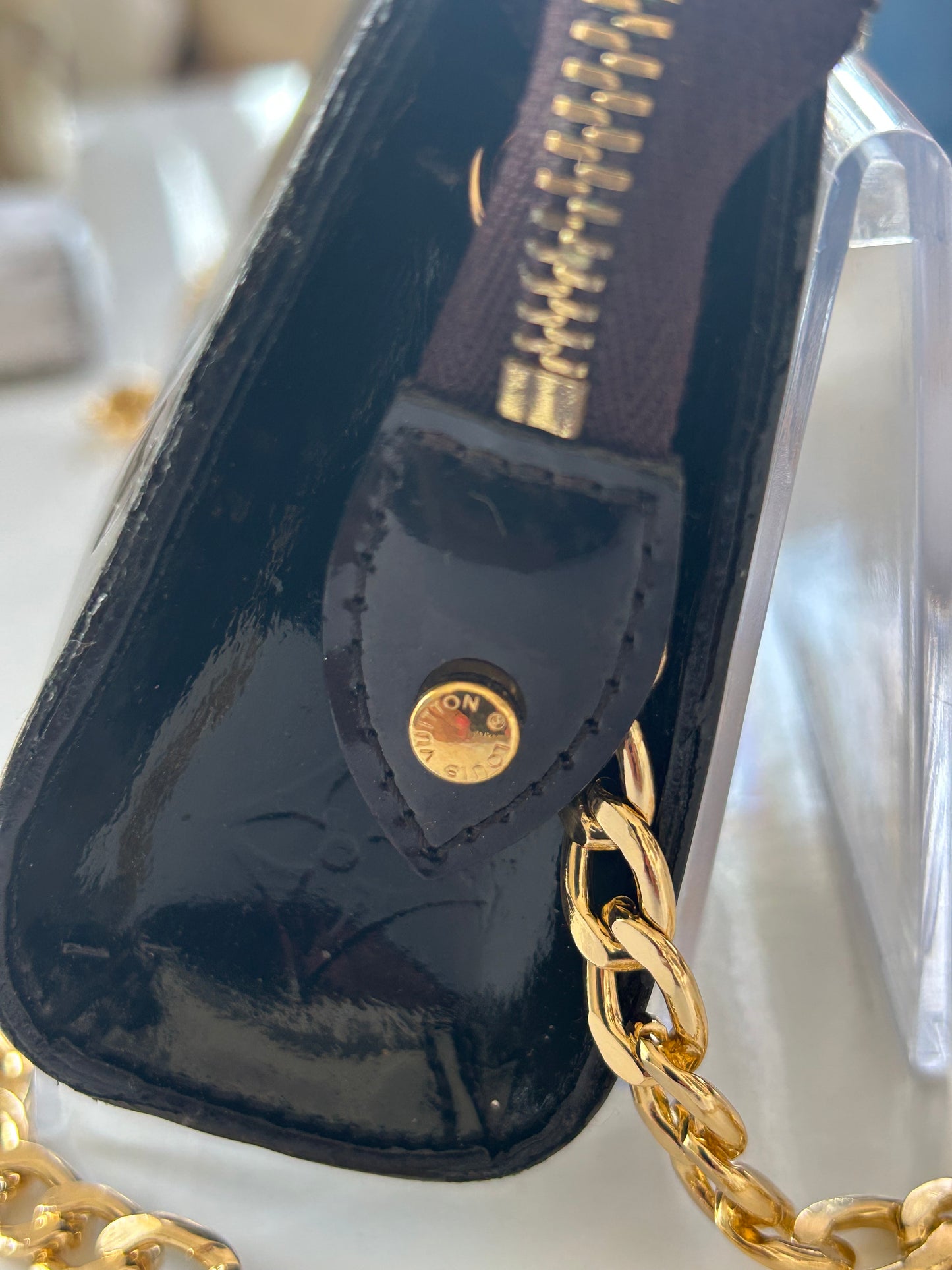 Louis Vuitton Vernis Pouch