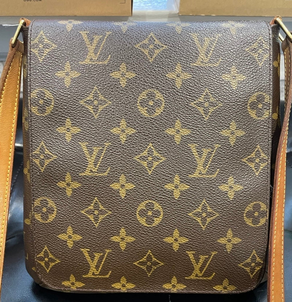 Louis Vuitton Musette Salsa PM