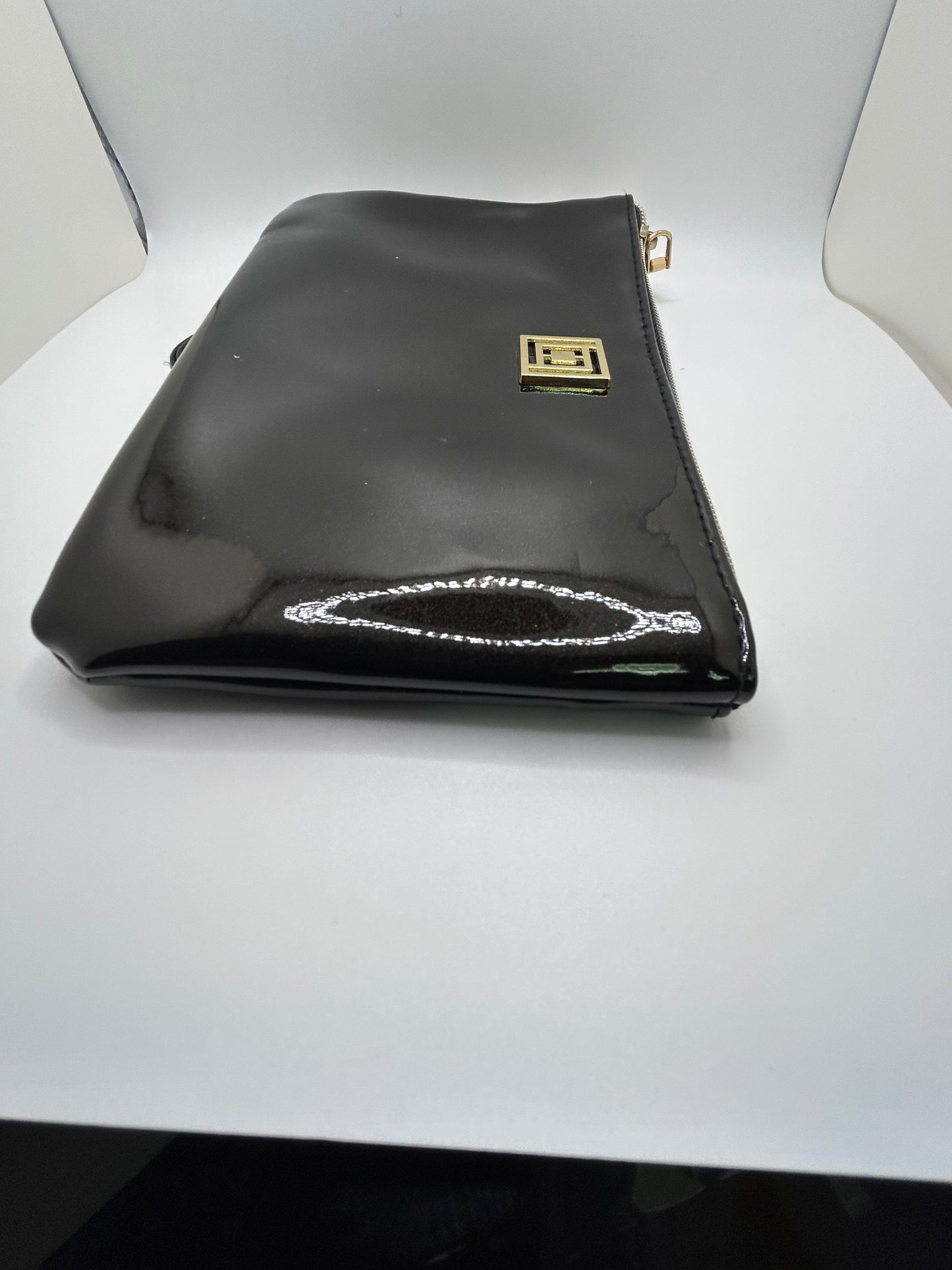 Liz Claiborne Wristlet