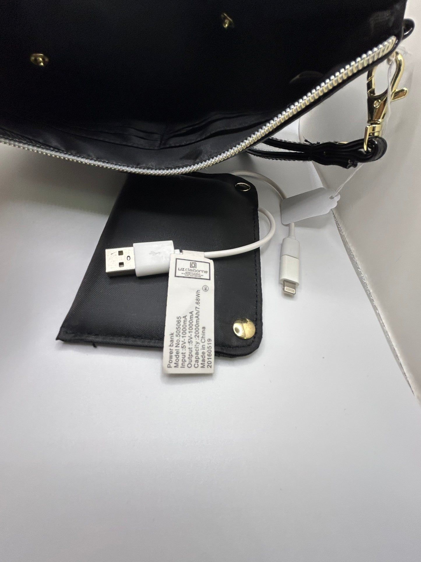 Liz Claiborne Wristlet