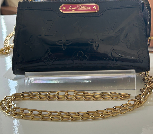 Louis Vuitton Vernis Pouch